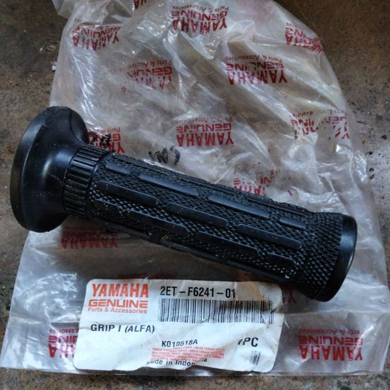GRIP HANDGRIP HANDSPAT KIRI YAMAHA ALFA ORI 2ET F6241 01