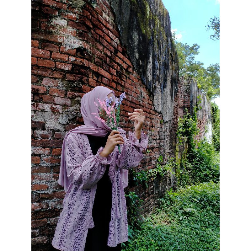 Muze Outer by Ds- Long Outer Brokat- Cardigan Brokat Lace