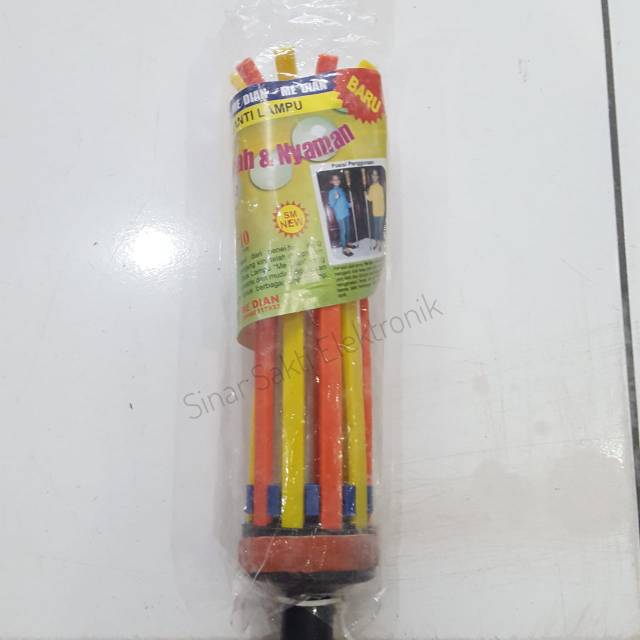 Alat pasang lampu / stick lamp / tongkat pengganti / ganti lampu