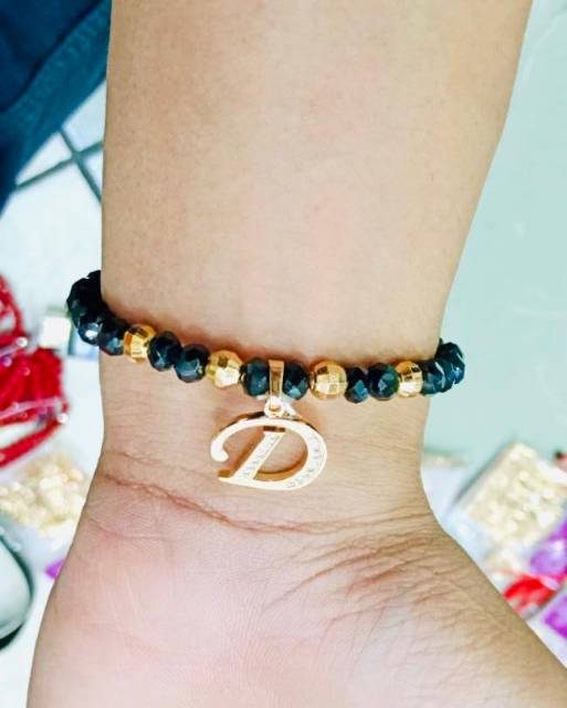 Gelang kristal huruf inisial gelang alphabet gelang wanita gelang inisial gelang nama