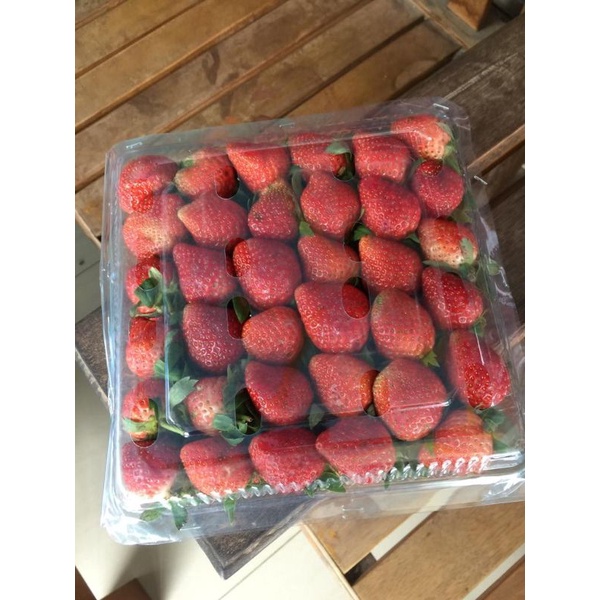 

strawberry Bandung asam manis