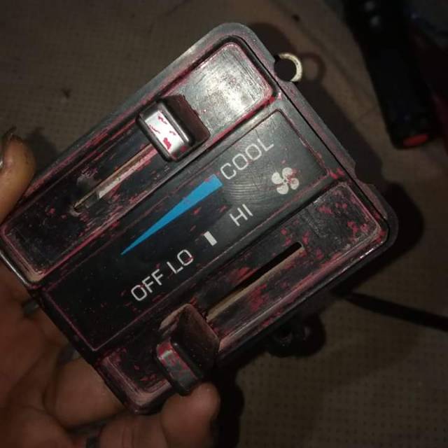 Saklar atau switch ac universal copotan kijang