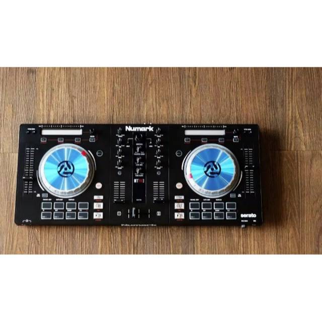 Numark mixtrack pro 3