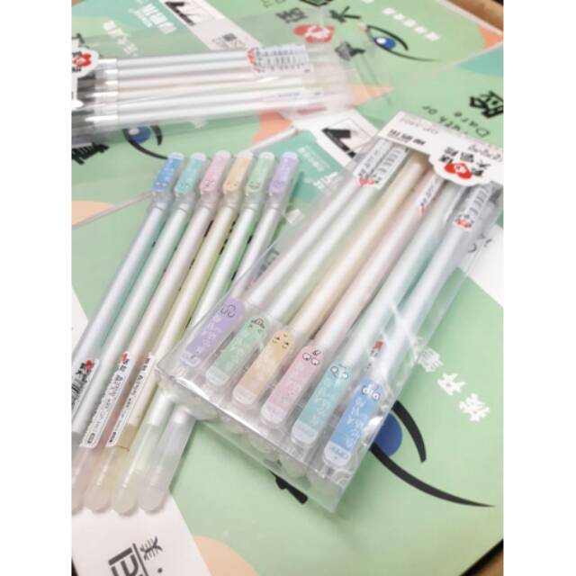 

Pulpen bisa dihapus karakter emoji Smile unik isi 12 pcs