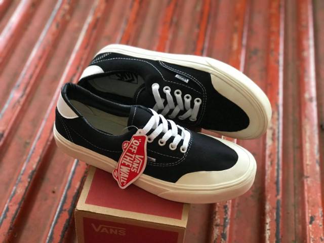 SEPATU43 VANS AUTHENTIC FULL BLACK HITAM COKLAT OLDSKOOL ERA SK8