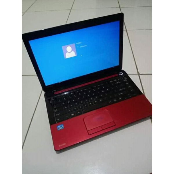 Laptop bekas Thosiba C40-A Core i3