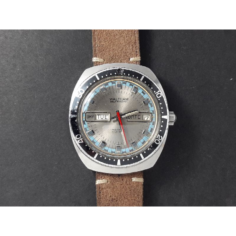 Waltham vintage diver, Swiss Automatic Watch