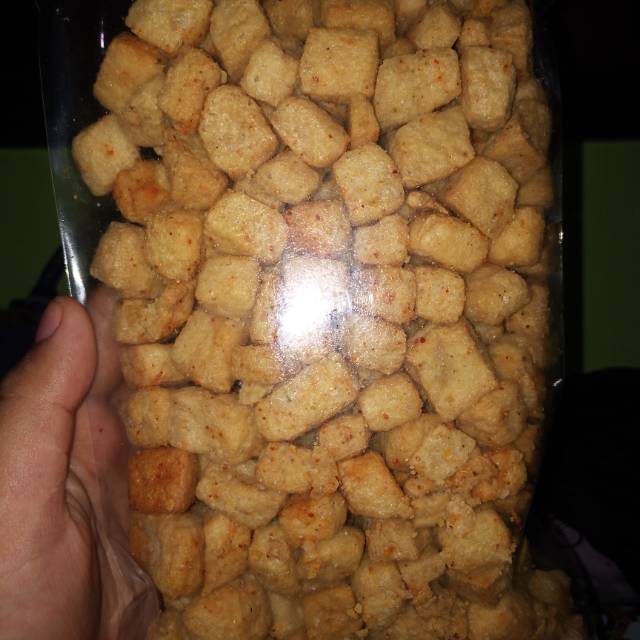 

Tahu kering pedas / original 200gr