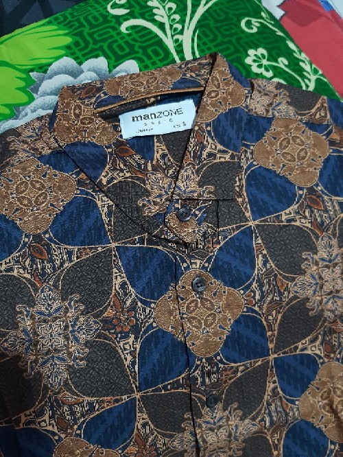 Manzone Kemeja Batik Pria Lengan Pendek Slim Fit Birawa 4-best Buy-brown