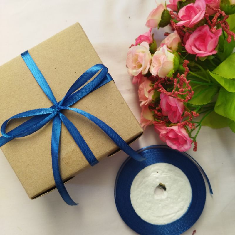 

GIFT BOX MINI TAMBAHAN PACKING DAN KARTU UCAPAN KADO HADIAH SOUVENIR