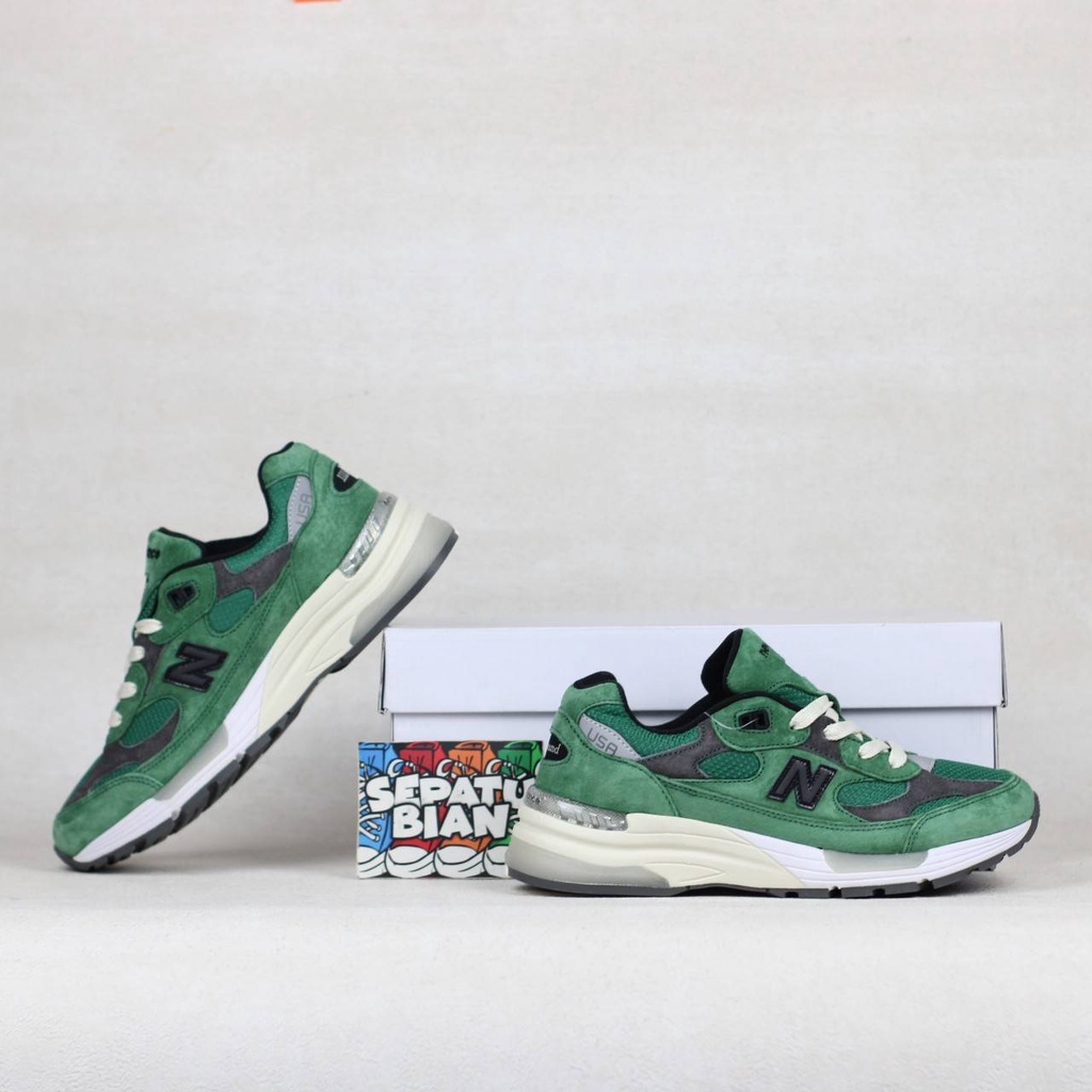 SEPATU New Balance NB 992 ArtM992JJ x JJJJOUND Green White BNIB