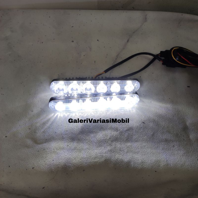 Lampu LED DRL Senja grill Mobil universal warna putih