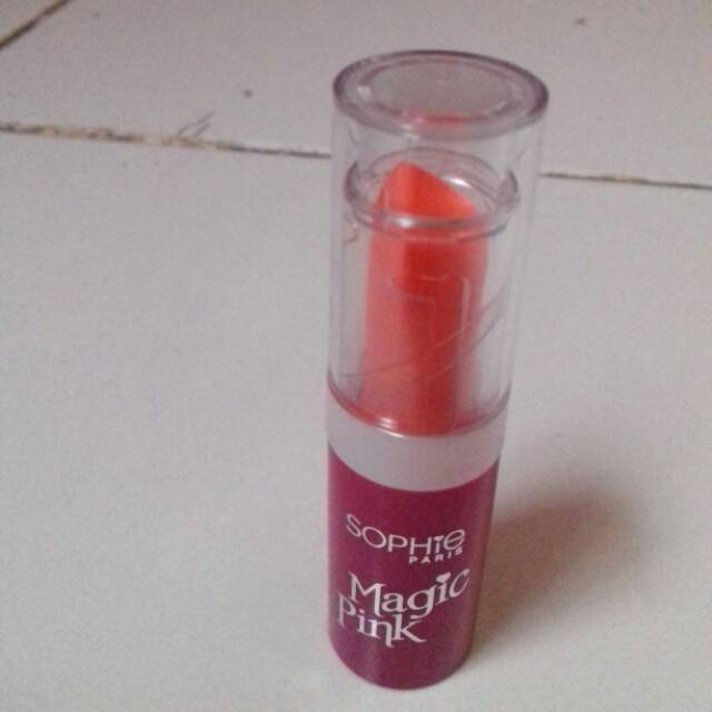 Lipstik sophie paris magic