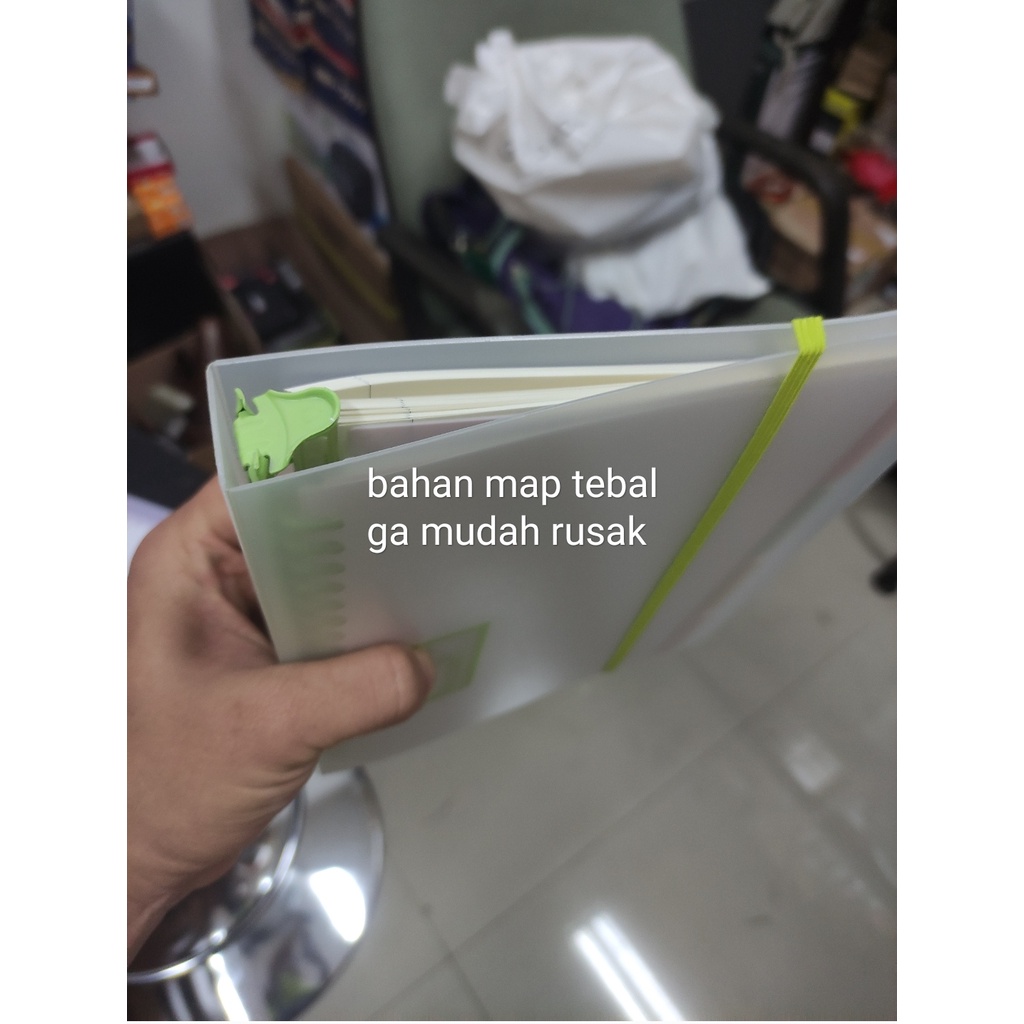 

map binder wengu looseleaf karet warna B5 b0172 isi 54 lembar plus sekat ring besi Warna random ga
