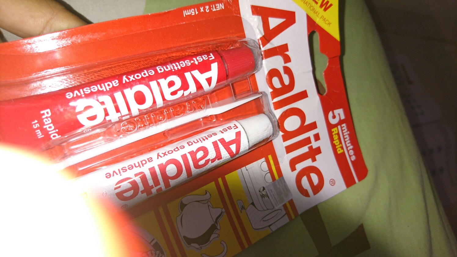 Lem Epoxy Besi Araldite Rapid 5 Menit Merah