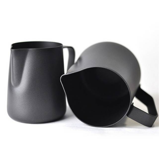 Cangkir Gelas Penghias Espresso Coffee Latte Art Milk Jug Black Series