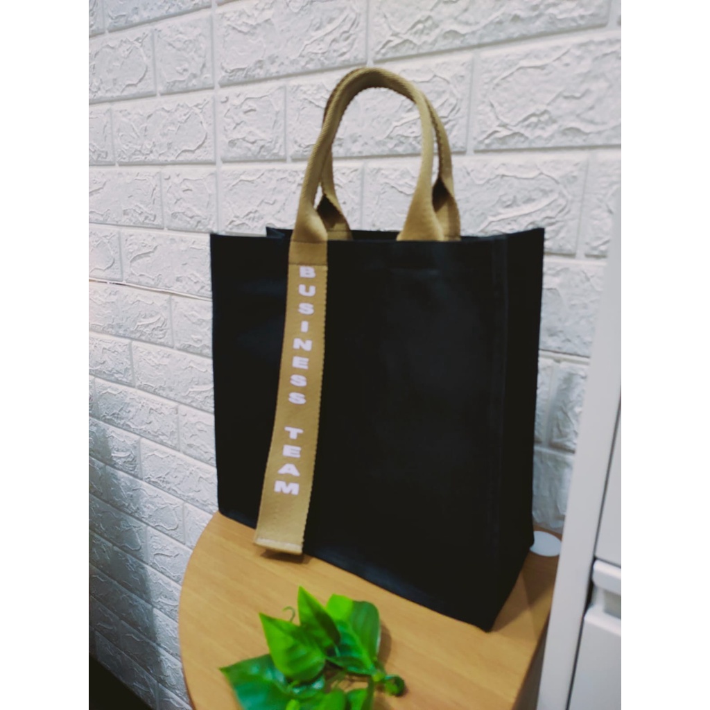 tote bag bahan tebal bahan kanvas waterproof size 25x10x25 cm polos bahan tebal