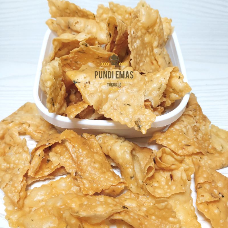 

Keripik Bawang 1Kg / Keripik Pangsit Bawang / Kue Bawang Gurih Super Renyah