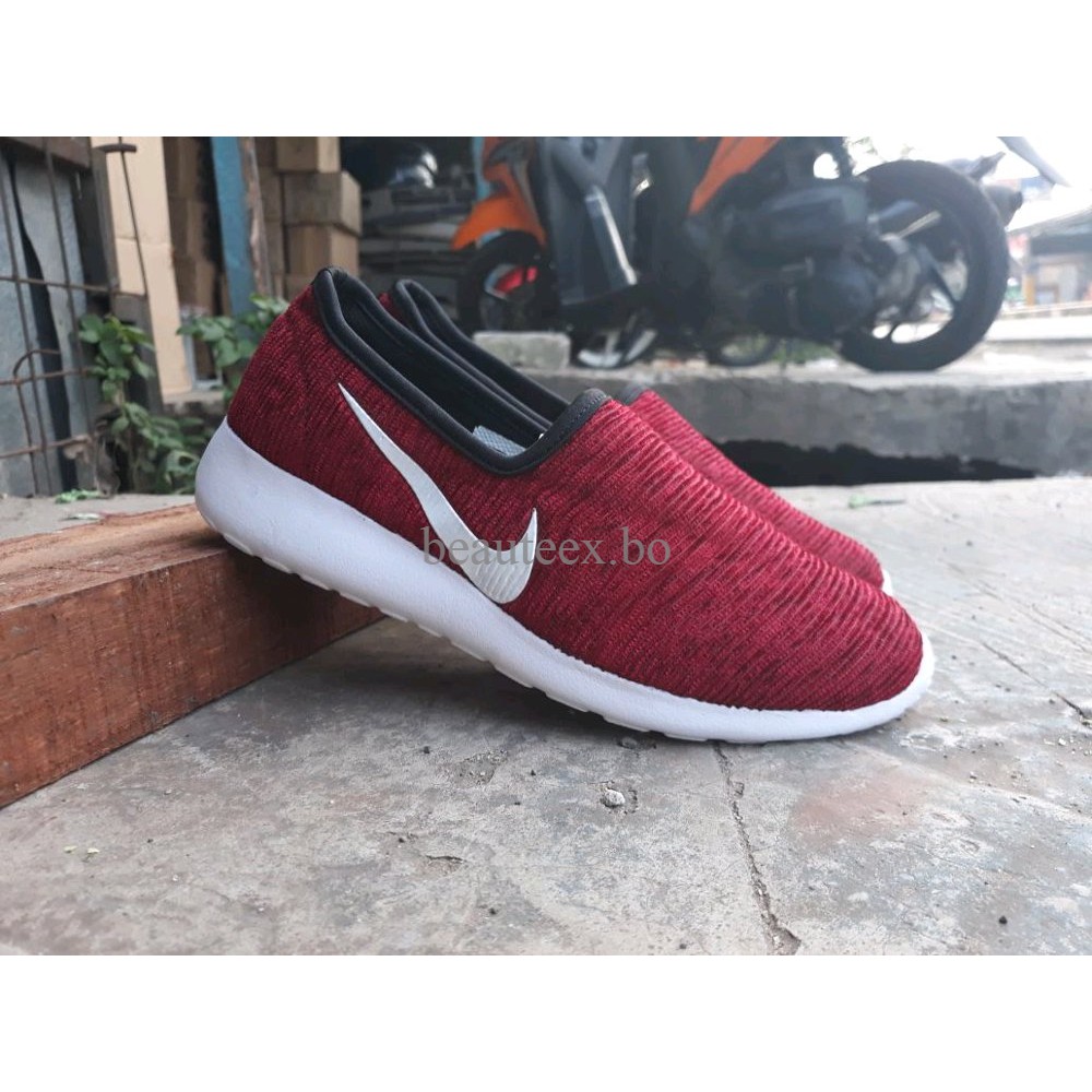 SALE Sepatu slip on wanita/sepatu olah raga/sepatu senam dan jogging merk Dans