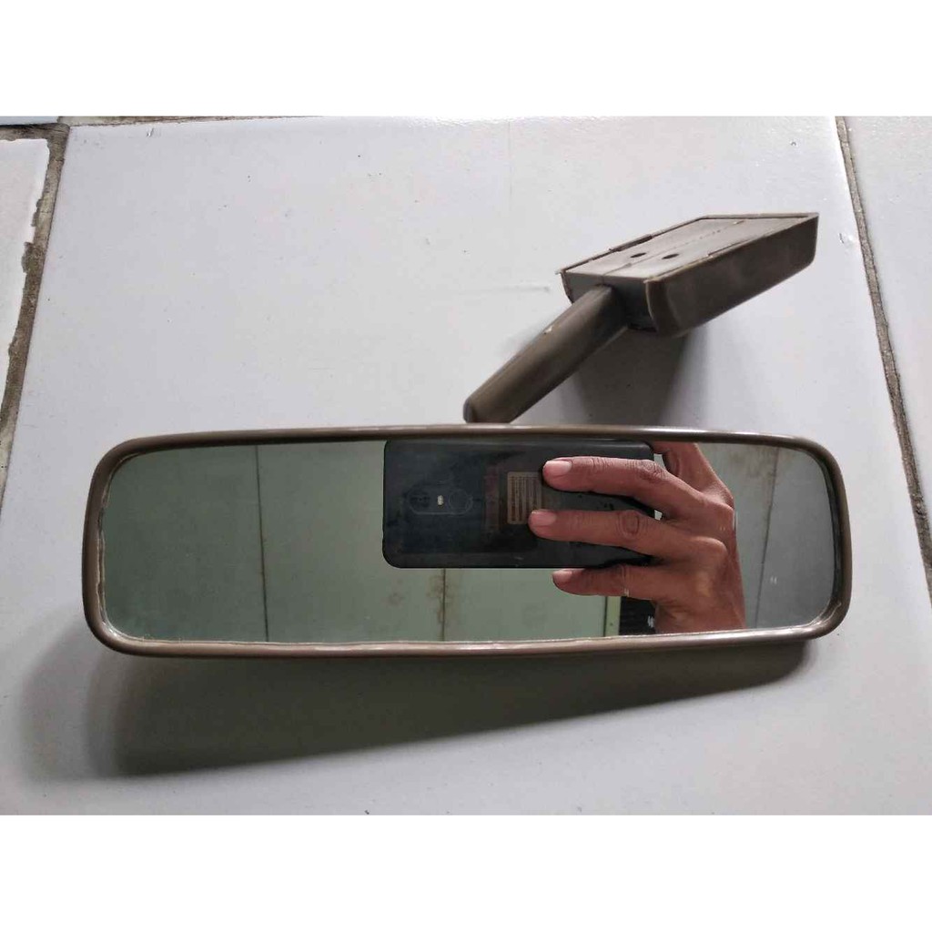 Spion Dalam Kijang Super