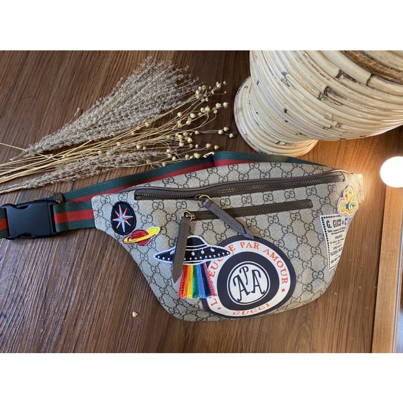 Gucci GG courrier supreme belt bag (sold)