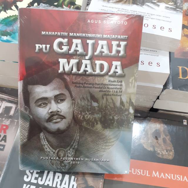 BUKU SEJARAH BIOGRAFI MAHAPATIH MANGKUBHUMI MAJAPAHIT PU GAJAH MADA BUKU 2 OLEH AGUS SUNYO