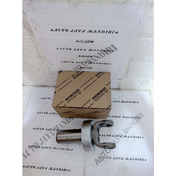 Yoke sleve sleeve kijang 7K