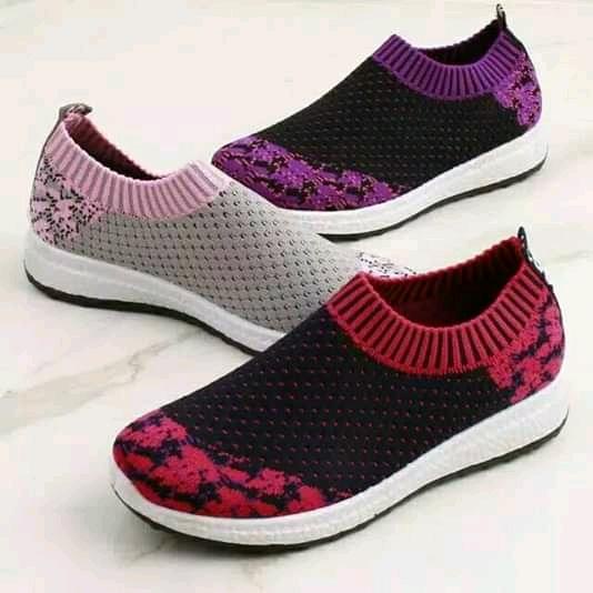 Sepatu Wanita Slip ON Print Bunga