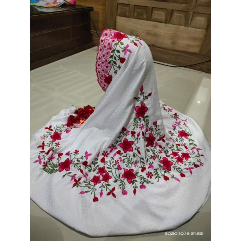 Mukena Semi Sutra bordir terusan