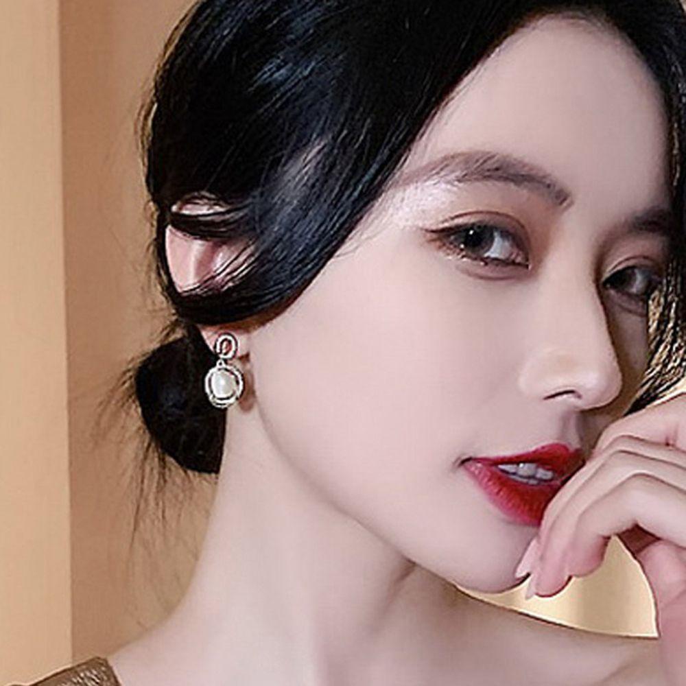 Lily Aksesoris Anting Menjuntai Geometris Lovely Untuk Wanita Stud Earring