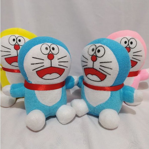 BONEKA KARAKTER DORAEMON MURAH