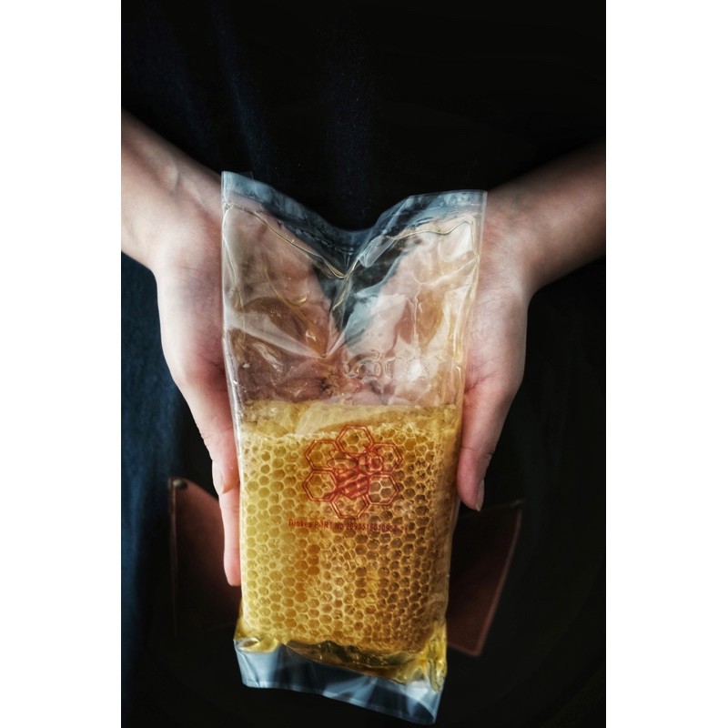 

HONEYCOMB atau Sarang Madu Murni dan asli