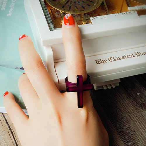 LRC CincinFashion Cross Decorated Simple Design Resin Korean Rings