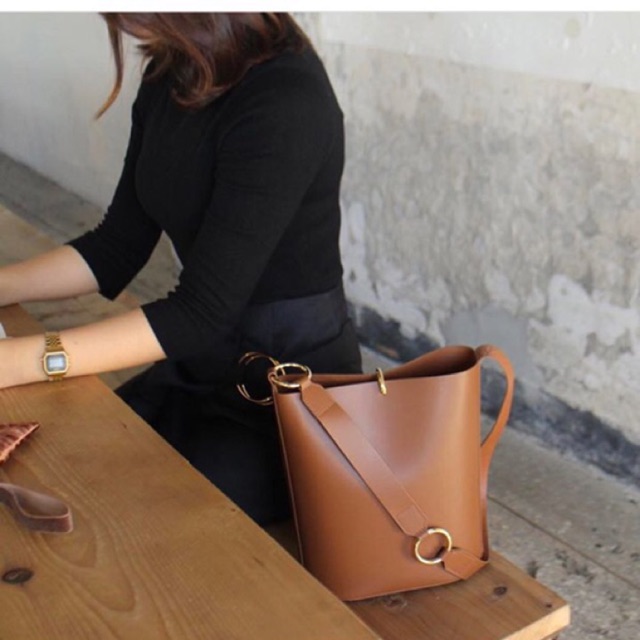 Tas wanita /tas cewek / tas jalan / tote bag / tas kulit / tas import / tas fashion / tas perempuan