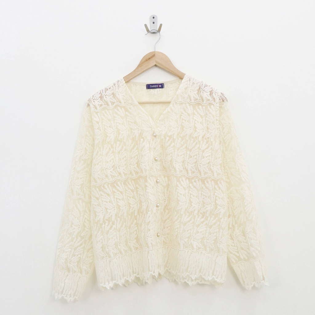 Crisvi lace top outer - Thejanclothes