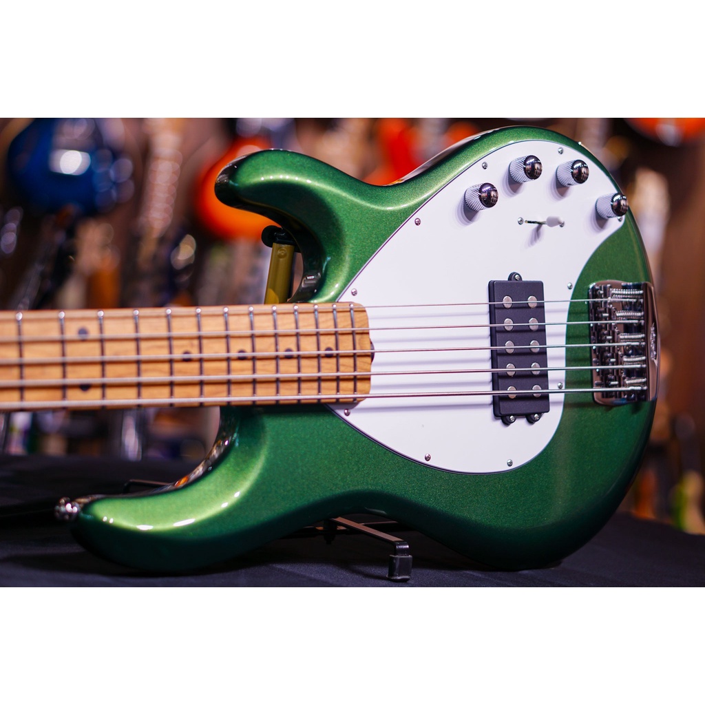 Ernie Ball Music Man StingRay Special 5 H - Charging Green F81832