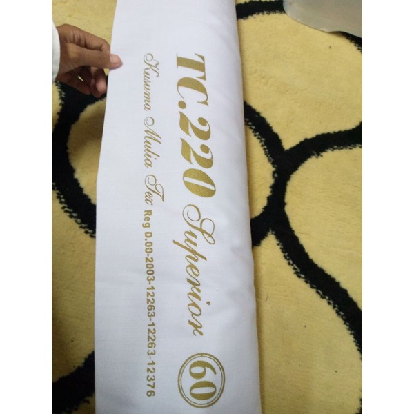Kain Katun TC 220 Putih untuk kemeja atasan seragam sekolah