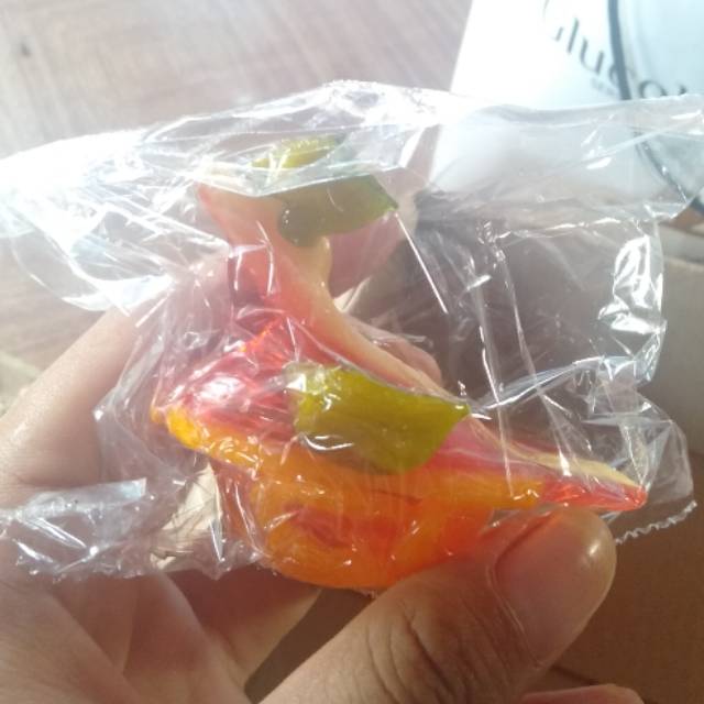 

Permen bentuk itik. (khas kota amuntai,kal-sel).