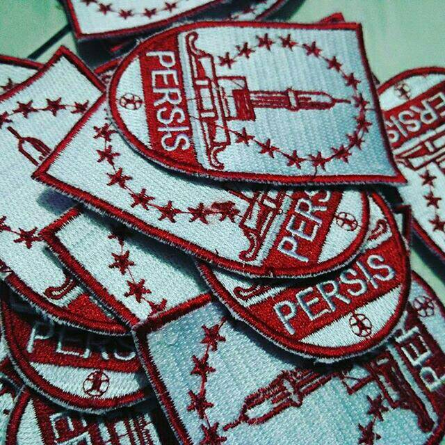 Emblem path persis solo