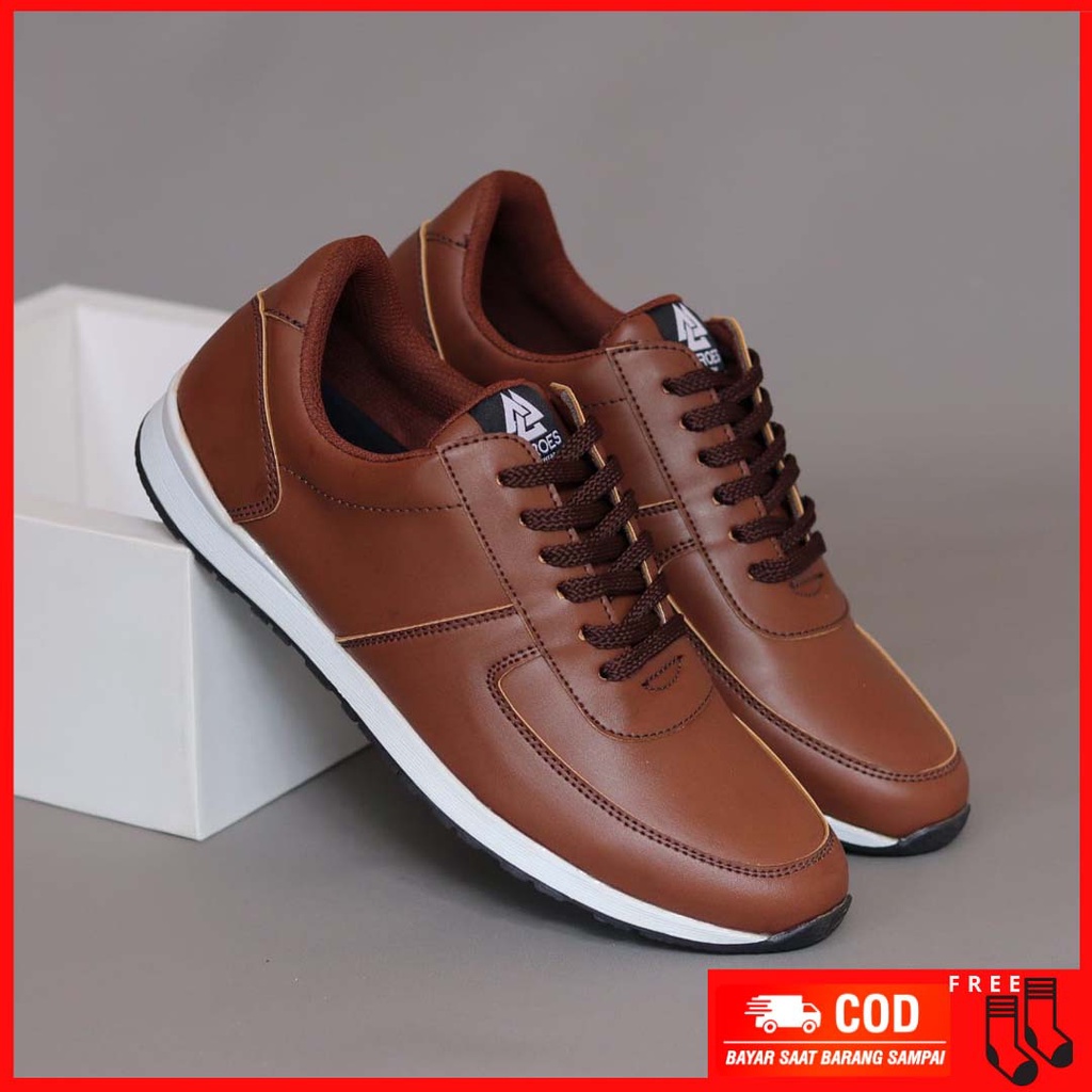 MOLK|Sepatu Sneakers Casual Kasual Jalan Polos Ori Pria Cowo Footwear