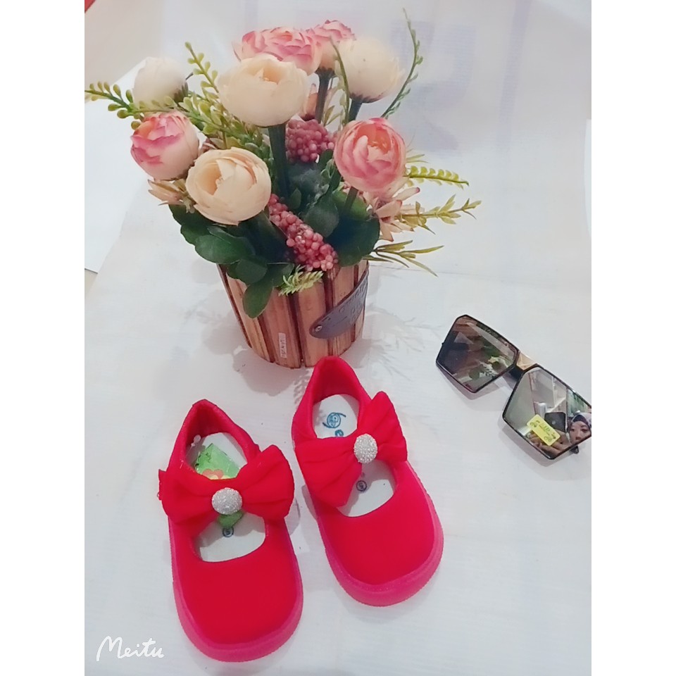 SEPATU ANAK CEWEK EKUBO