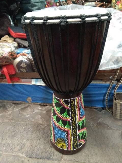 ALAT MUSIK TRADISIONAL JIMBE 60 x 27 CM BAHAN KULIT KAMBING DAN KAYU MAHONI - ALAT MUSIK PUKUL MURAH