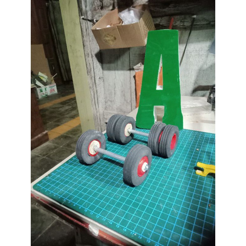 ban miniatur truk plastik