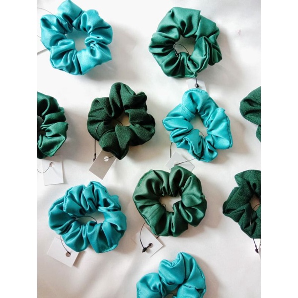 Scrunchie / Ikat Rambut Kekinian (Handmade)