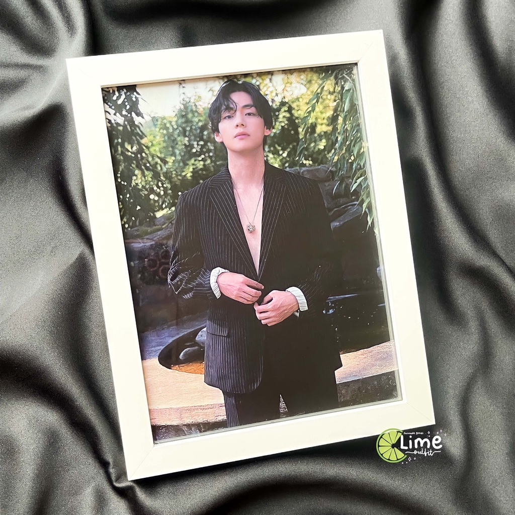 Taehyung Vogue Frame (Paket Bingkai Foto)