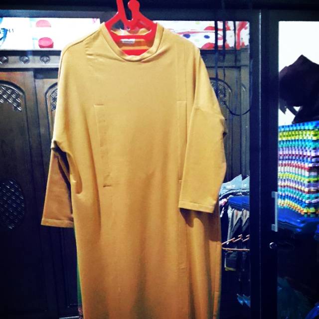 Preloved iymel says hijab (ISH) polos