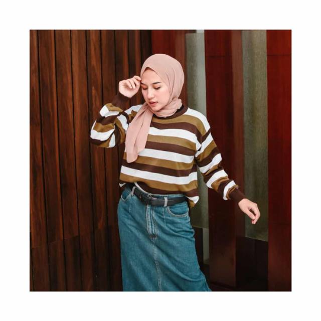KENYA STRIPE SWEATER RAJUT TEBAL CEWEK KEREN