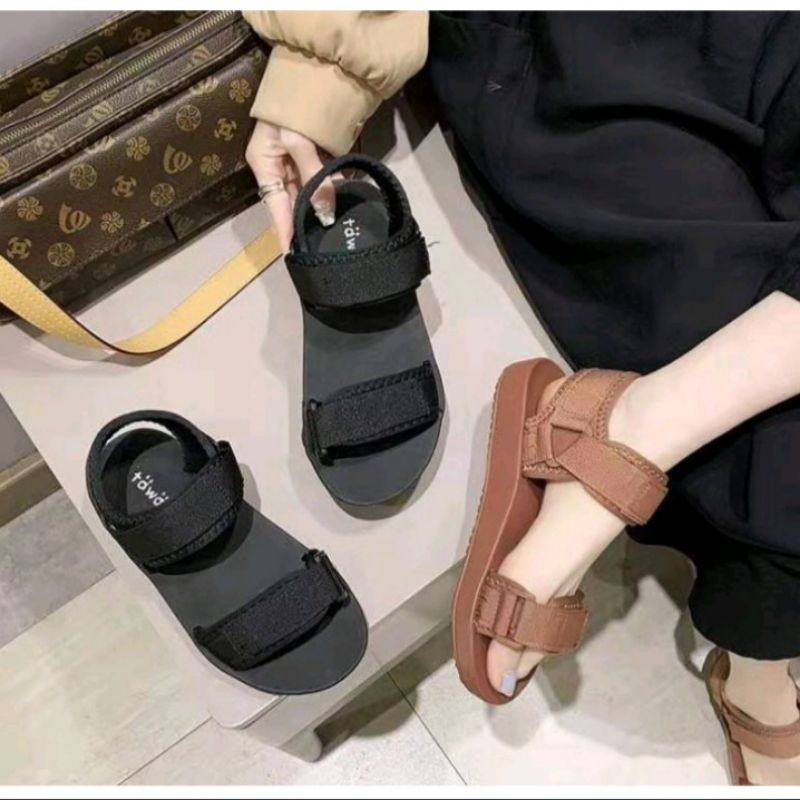 Sepatu Sandal Cewek Impor Korea Tawana Sporty