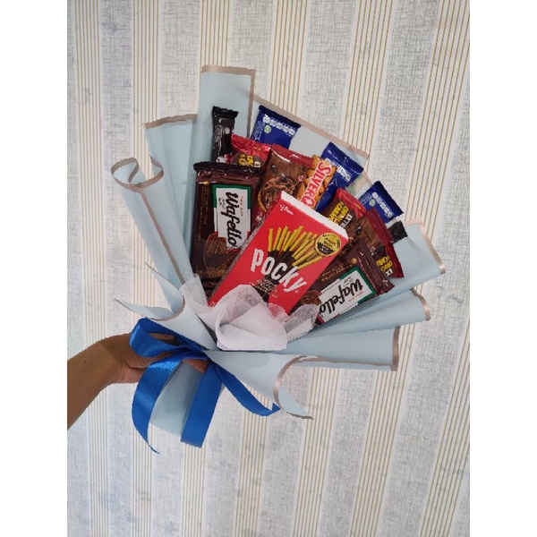 

Buket snack / hadiah ulang tahun/ hadiah wisuda