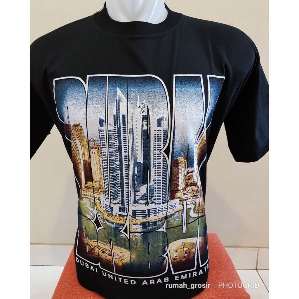Kaos Hitam Souvenir Negara Dubai Uni Emirat Arab UEA
